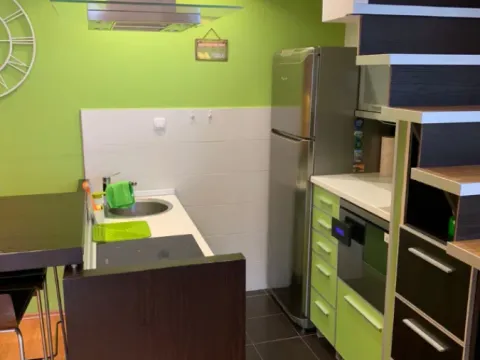 Izdavanje, trosoban stan, 70m², Centar, Novi Sad - image 7