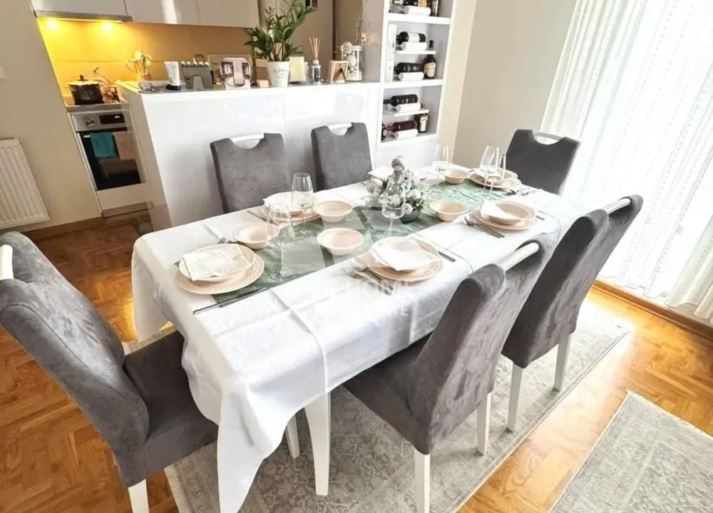 Prodaja, dvosoban stan, 61m², Vojvode Vlahovica, Beograd