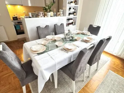 Stan in Vojvode Vlahovica