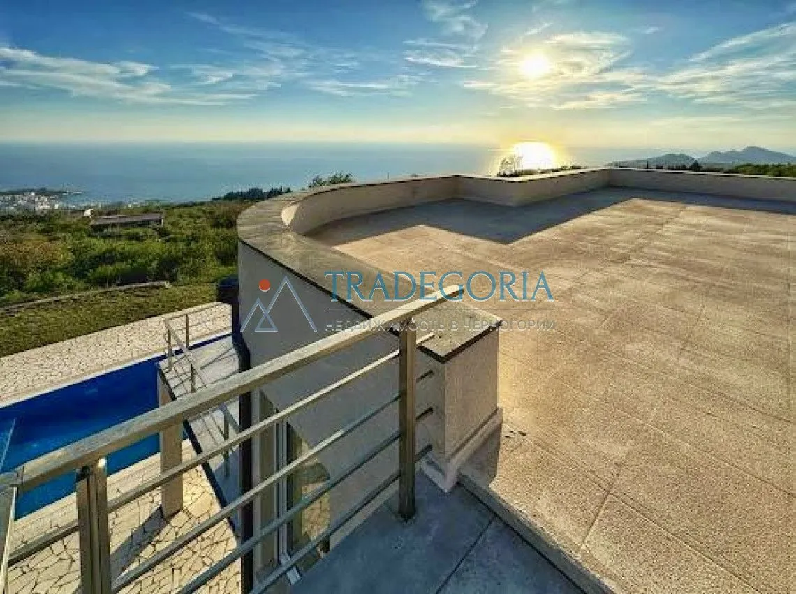 Prodaja, kuća, 240m², Dobra Voda, Bar