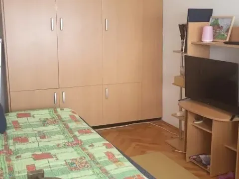 Prodaja, trosoban stan, 75m², Medijana, Niš - image 14