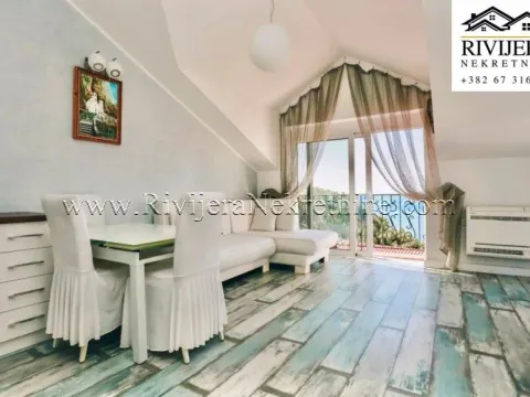 Sale, four bedroom apartment, 82m², Sveti Stefan, Budva