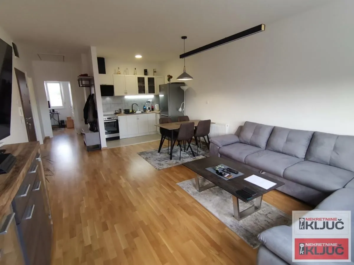 Sale, three bedroom apartment, 62m², Vidovdansko naselje, Novi Sad Sve Podlokacije