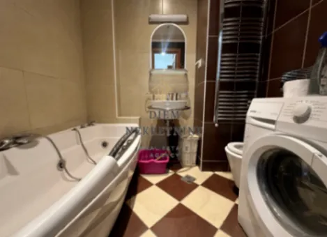 Izdavanje, jednosoban stan, 53m², Centar, Podgorica - image 3