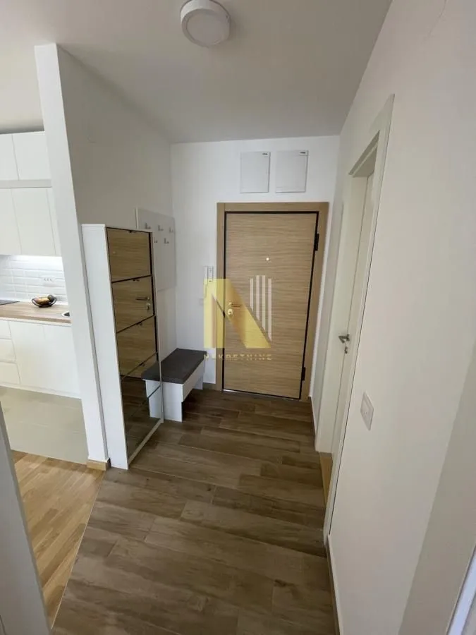 Izdavanje, dvosoban stan, 40m², Telep, Novi Sad Sve Podlokacije