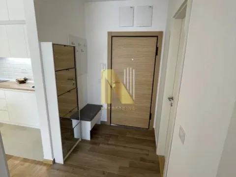 Izdavanje, dvosoban stan, 40m², Telep, Novi Sad Sve Podlokacije - image 4