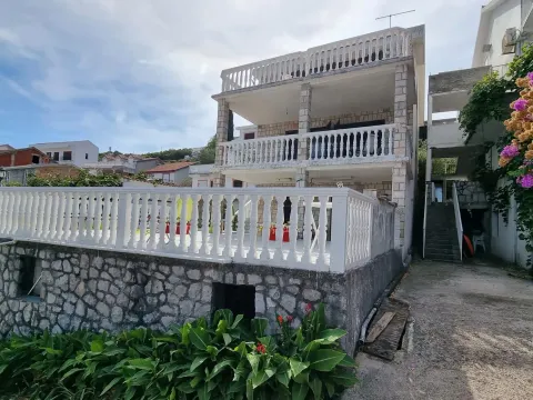 Prodaja, kuća, 400m², Tivat, Crna Gora - image 3