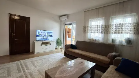 Prodaja, jednosoban stan, 58m², Ilino, Bar - image 1