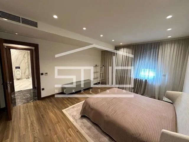 Rent, apartment, 350m², Južni Bulevar, Vračar Sve Podlokacije