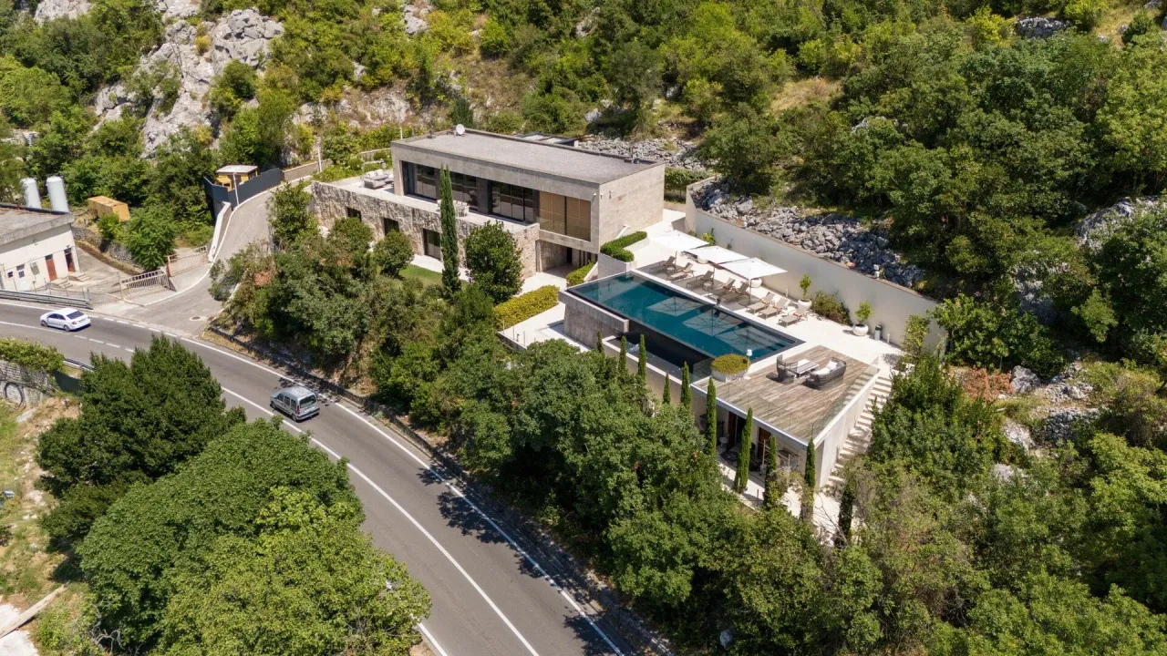 Prodaja, kuća, 526m², Orahovac, Kotor