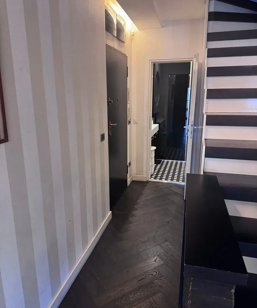 Prodaja, četvorosoban stan, 117m², Crveni Krst, Beograd