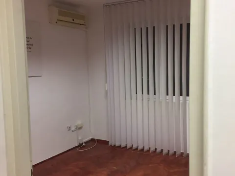 Rent, office space, 44m², Centar, Podgorica - image 4