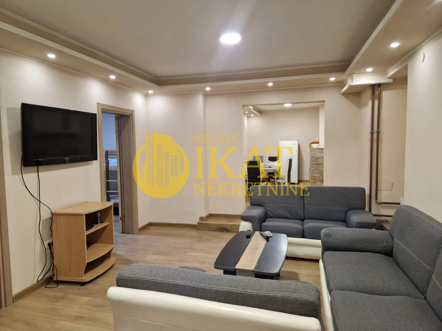 Prodaja, trosoban stan, 82m², Čukarica, Beograd