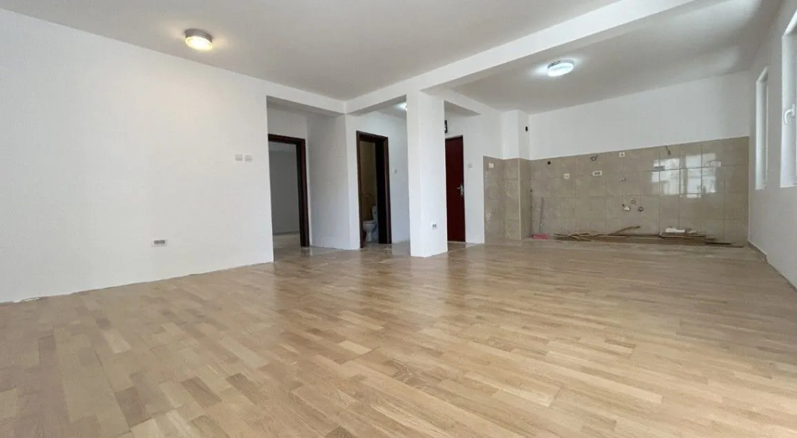 Sale, two bedroom apartment, 105m², Petrovac, Budva