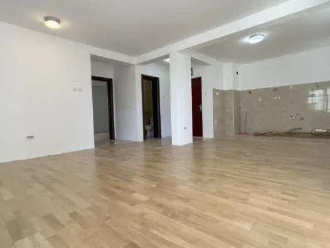 Prodaja, dvosoban stan, 105m², Petrovac, Budva