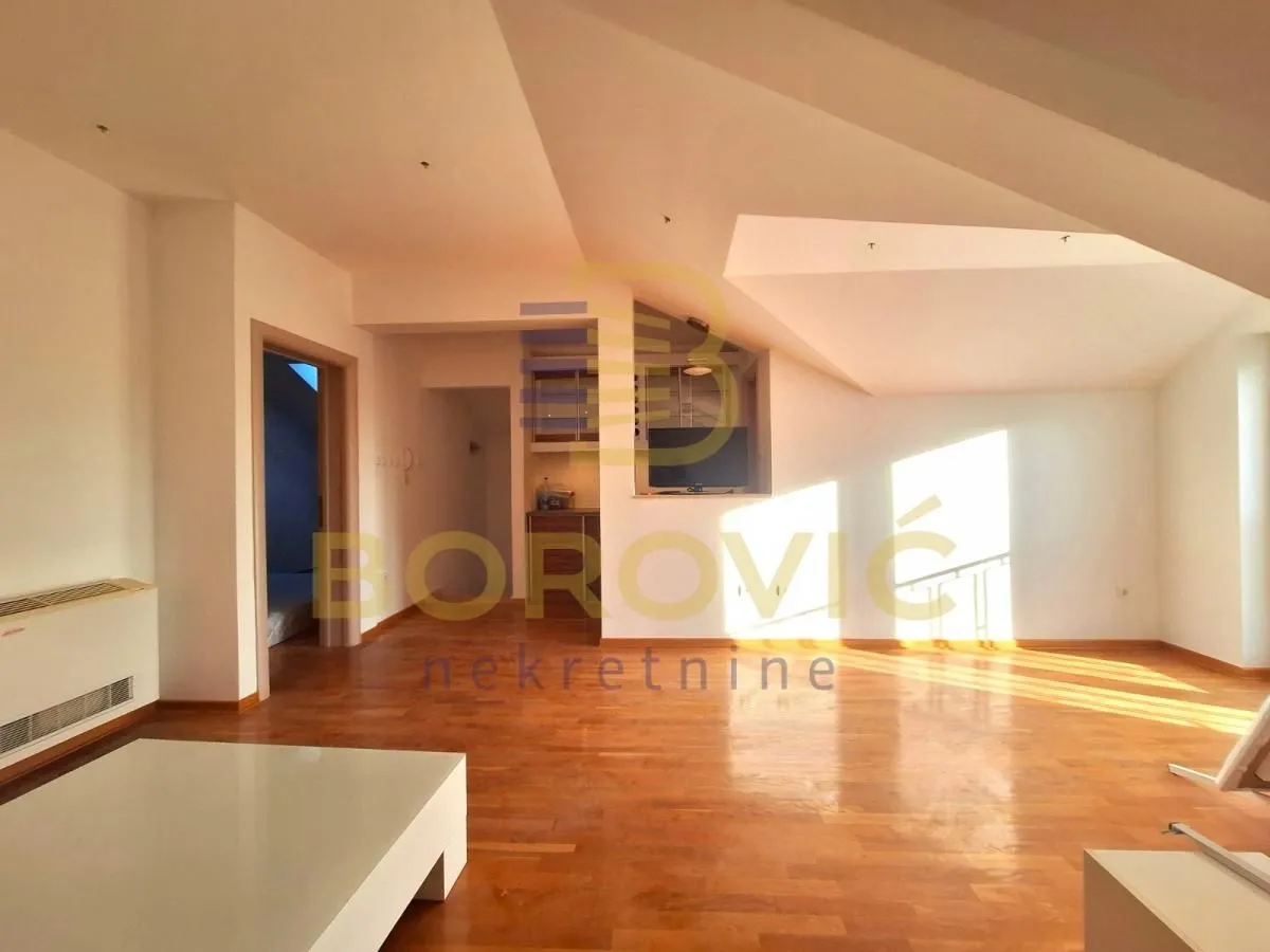 Sale, house, 260m², Savski Venac, Beograd