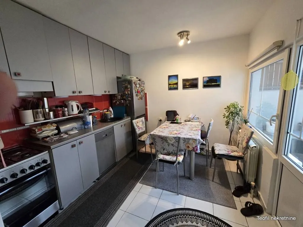 Prodaja, kuća, 101m², Olimp, Zvezdara Sve Podlokacije