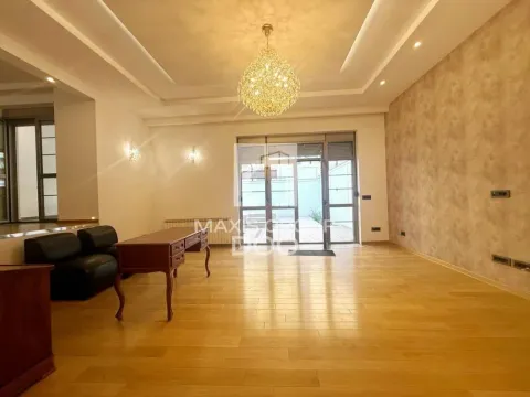 Izdavanje, kuća, 303m², Košutnjak, Beograd - image 2
