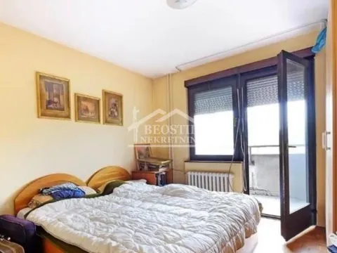 Prodaja, četvorosoban stan, 109m², Vračar Hram, Vračar Sve Podlokacije - image 3