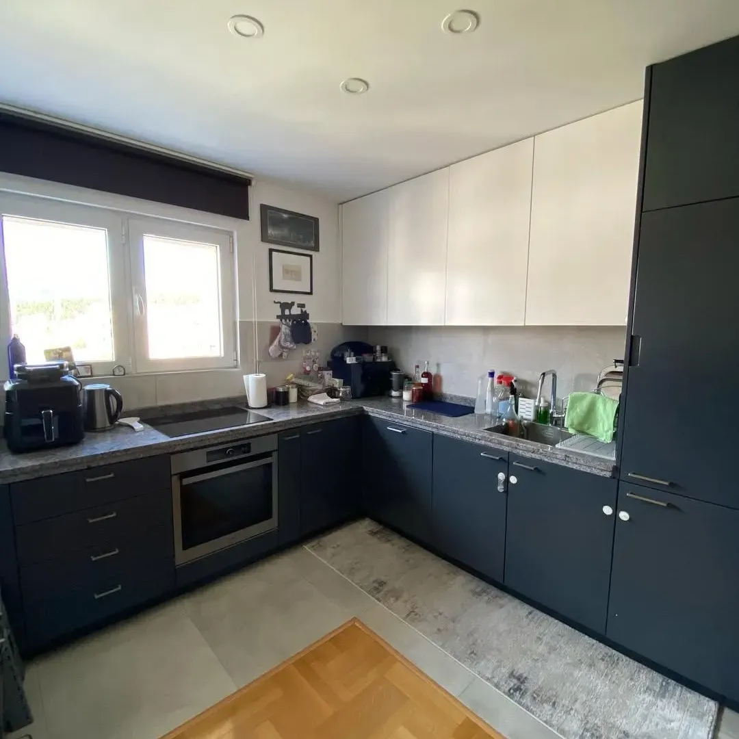 Izdavanje, trosoban stan, 120m², Centar, Podgorica