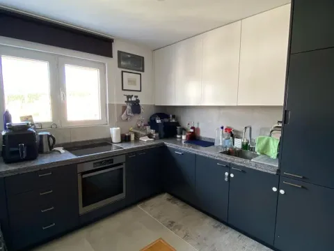Izdavanje, trosoban stan, 120m², Centar, Podgorica - image 15