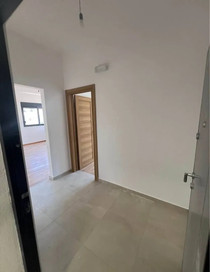 Prodaja, jednosoban stan, 51m², Stari Bar, Bar