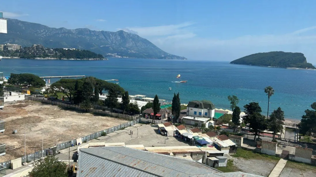 Sale, one bedroom apartment, 54m², Tree cane, Budva