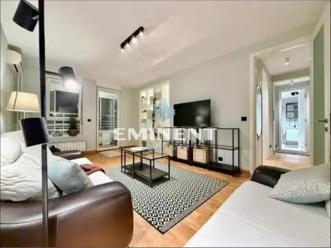 Izdavanje, dvosoban stan, 62m², Novi Beograd Blok 67, Novi Beograd Sve Podlokacije - image 1