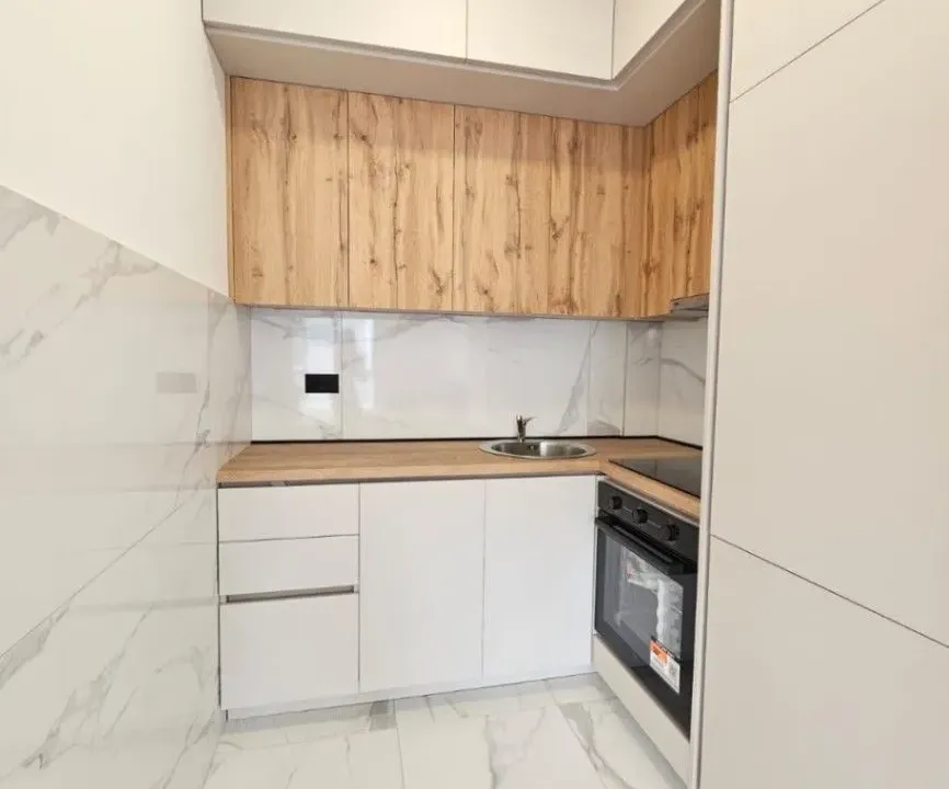 Izdavanje, jednosoban stan, 45m², City Kvart, Podgorica