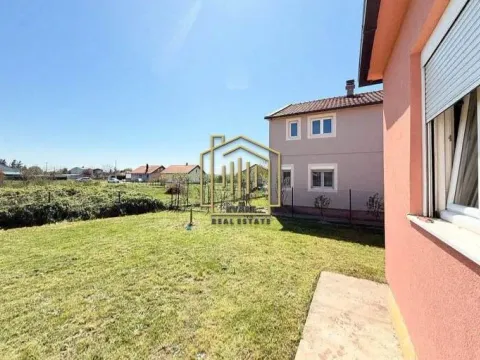 Izdavanje, kuća, 140m², Donji Kokoti, Podgorica - image 2