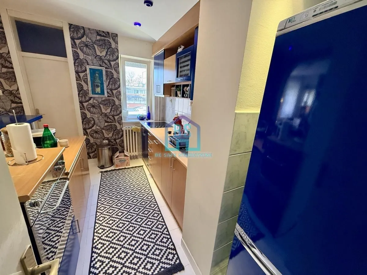 Prodaja, trosoban stan, 73m², Bulevar Oslobodjenja, Novi Sad Sve Podlokacije