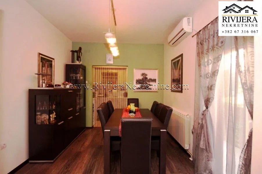Prodaja, kuća, 236m², Igalo, Herceg Novi