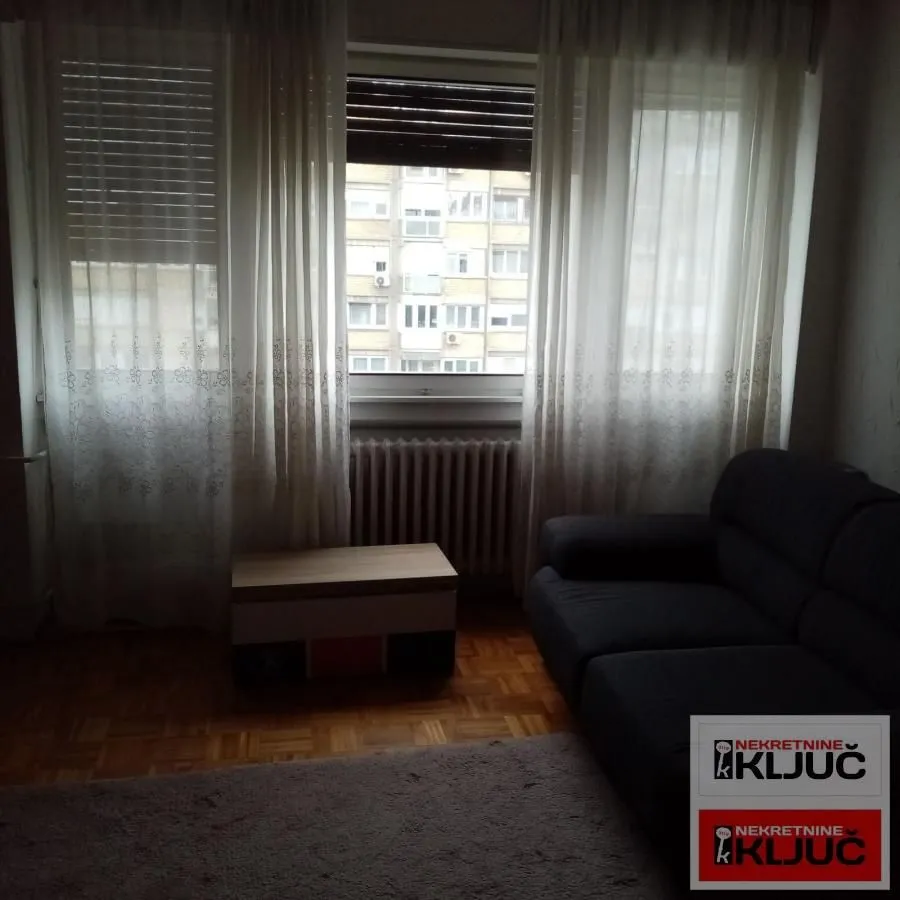 Prodaja, dvosoban stan, 65m², Bulevar Oslobodjenja, Novi Sad Sve Podlokacije