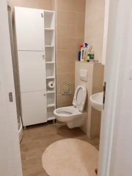 Rent, one bedroom apartment, 43m², City Kej, Podgorica - image 8