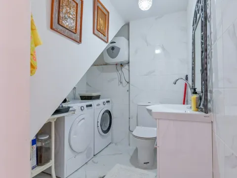 Sale, house, 122m², Kotor, Crna Gora - image 7