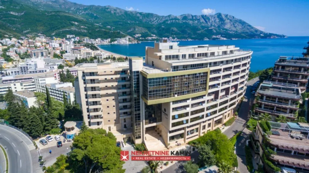 Prodaja, dvosoban stan, 81m², Zavala, Budva