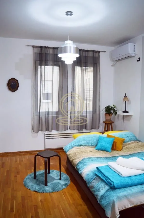 Rent, one bedroom apartment, 33m², Vračar Hram, Vračar Sve Podlokacije
