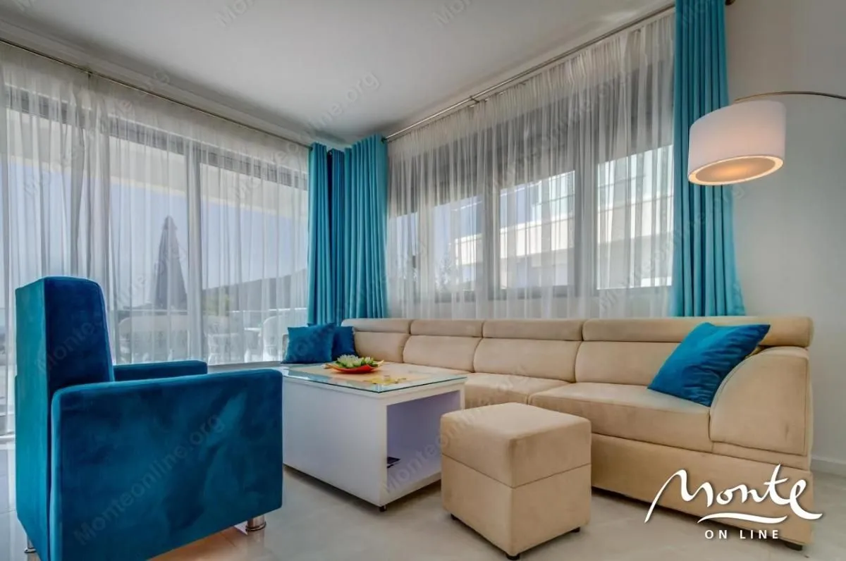 Sale, house, 329m², Centar, Budva