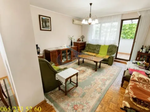 Sale, four bedroom apartment, 109m², Rakovica, Beograd - image 1