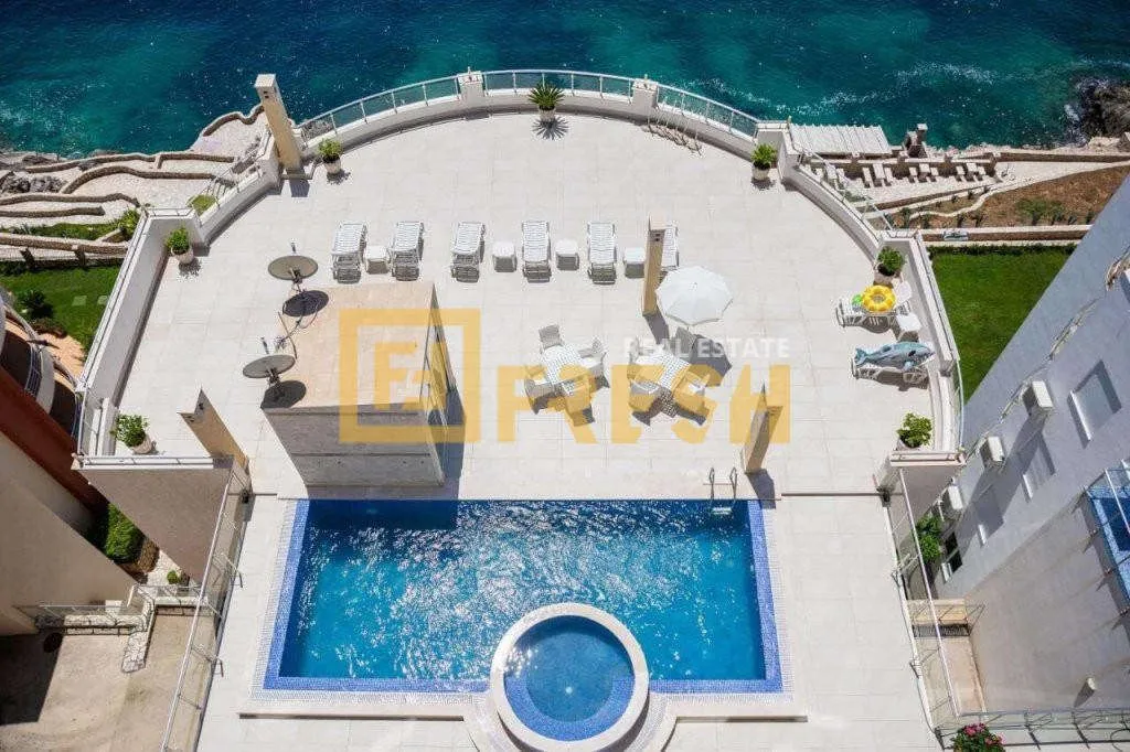 Sale, two bedroom apartment, 106m², Dobre Vode, Bar