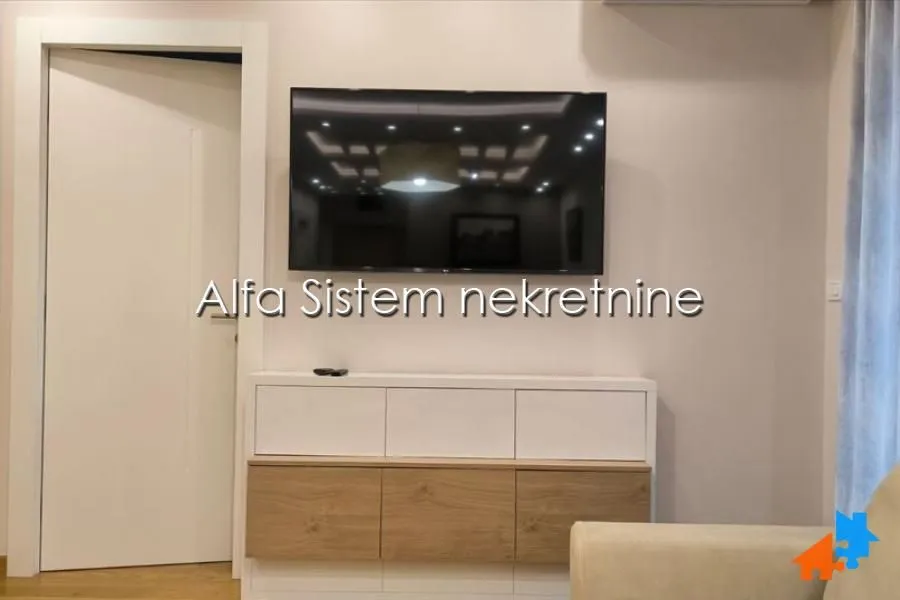 Rent, three bedroom apartment, 74m², Novi Beograd Blok 65, Novi Beograd Sve Podlokacije