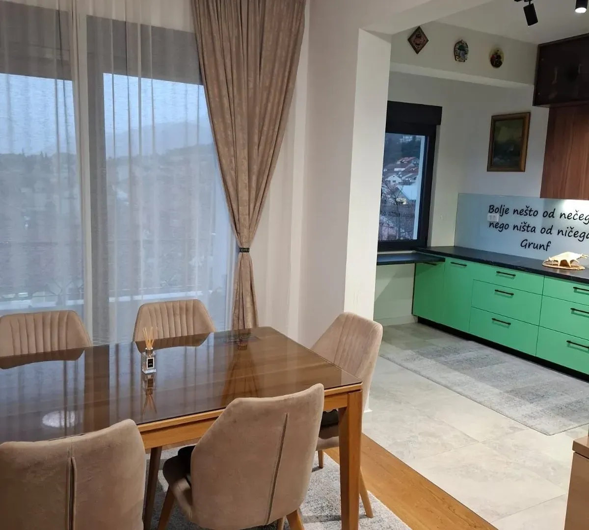 Rent, two bedroom apartment, 60m², Kalimanj, Tivat