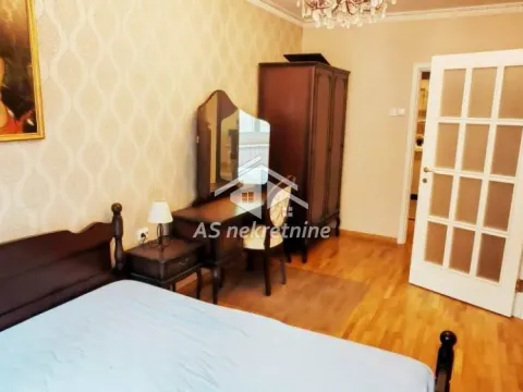 Sale, two bedroom apartment, 62m², Stari Grad, Beograd - image 17