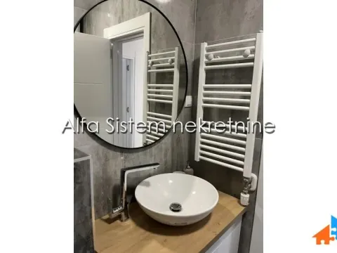 Rent, two bedroom apartment, 43m², Vračar Sve Podlokacije, Beograd - image 18