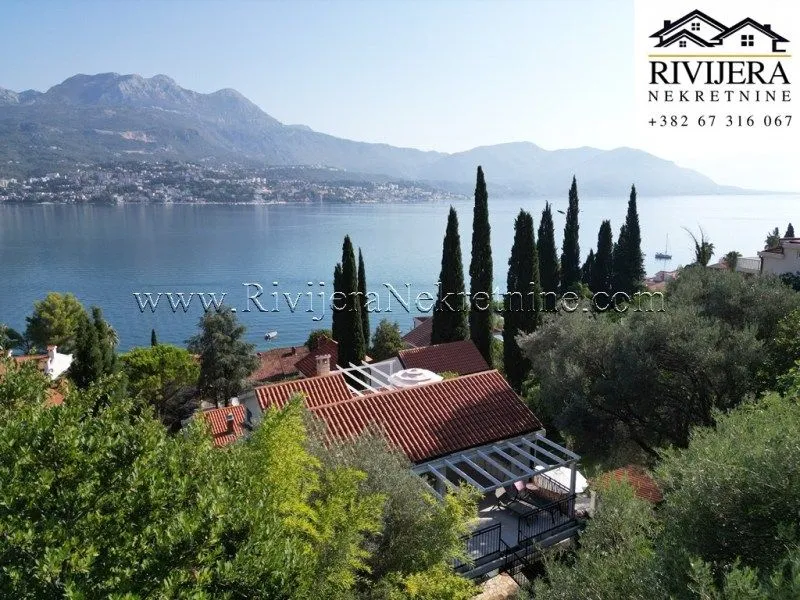 Prodaja, kuća, 203m², Njivice, Herceg Novi