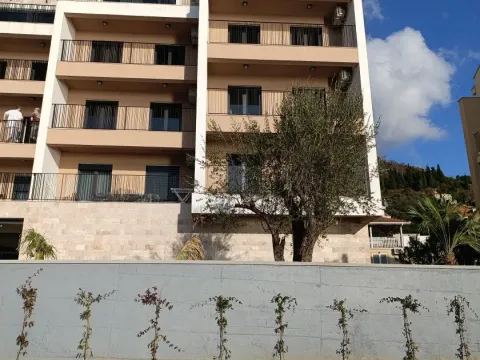 Prodaja, jednosoban stan, 46m², Donja Lastva, Tivat - image 2