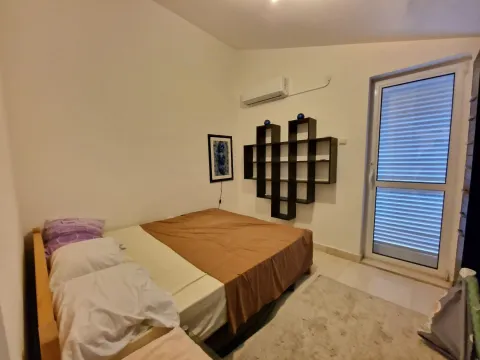 Sale, one bedroom apartment, 55m², Budva, Crna Gora - image 14