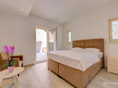 Sale, two bedroom apartment, 143m², Radovići, Tivat - image 7