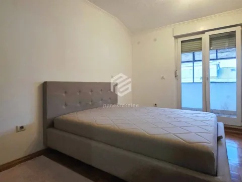 Izdavanje, jednosoban stan, 43m², Stari Aerodrom, Podgorica - image 7