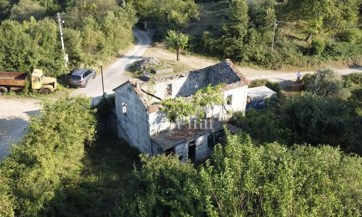 Prodaja, kuća, 154m², Utjeha, Bar